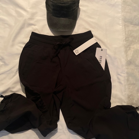 Cargo capri pants women’s,cinching drawstrings,skimming,lightweight,acti… - Picture 4 of 6